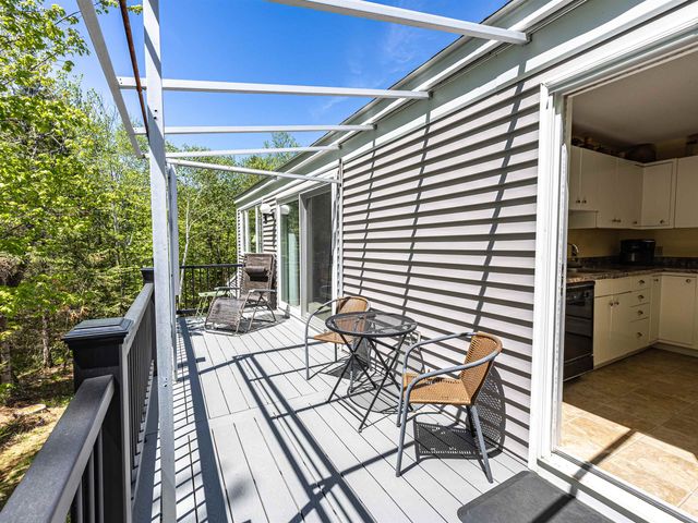 144 Hilltop Place, New London, NH 03257