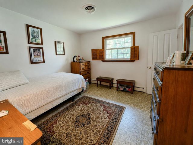 916 MURRAY AVE, Cherry Hill, NJ 08002