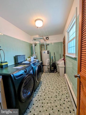 916 MURRAY AVE, Cherry Hill, NJ 08002
