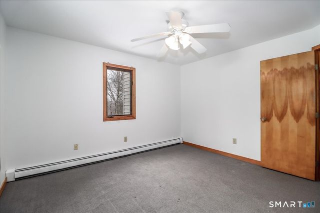 8 Pebble Lane, New Milford, CT 06776