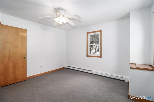 8 Pebble Lane, New Milford, CT 06776