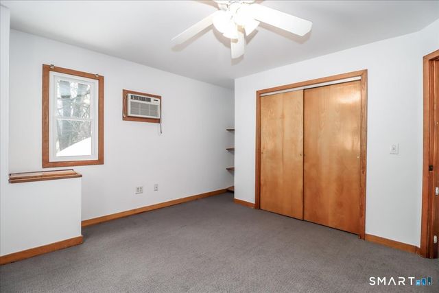 8 Pebble Lane, New Milford, CT 06776