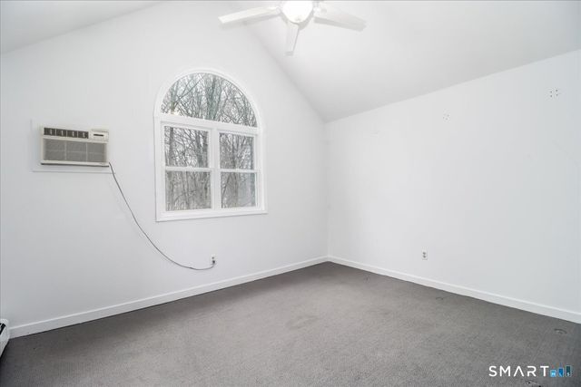 8 Pebble Lane, New Milford, CT 06776