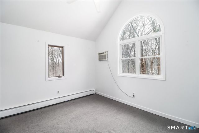 8 Pebble Lane, New Milford, CT 06776