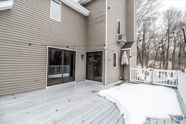 8 Pebble Lane, New Milford, CT 06776