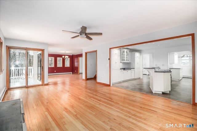 8 Pebble Lane, New Milford, CT 06776