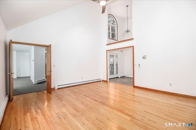 8 Pebble Lane, New Milford, CT 06776