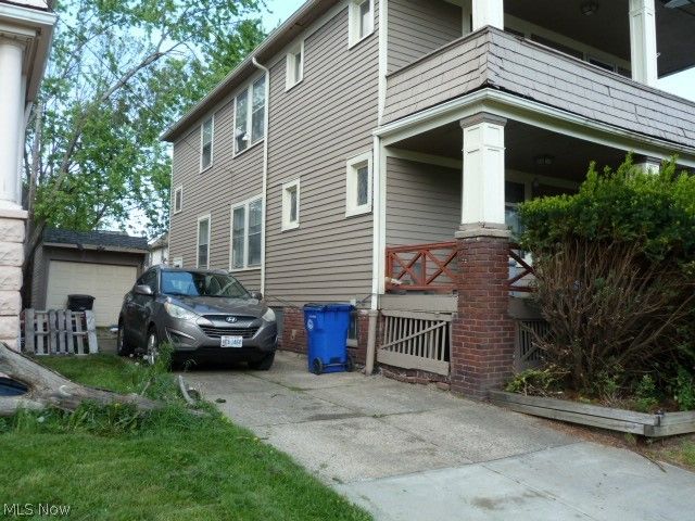 2048 W 99th Street, Cleveland, OH 44102