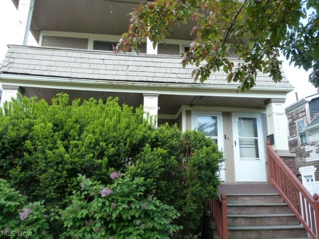 2048 W 99th Street, Cleveland, OH 44102