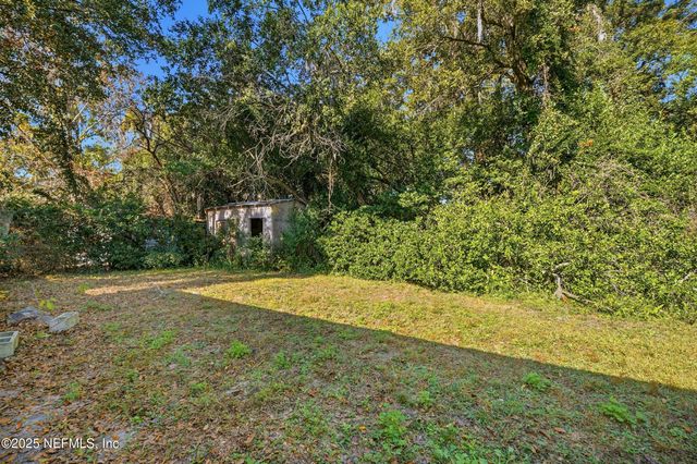 2324 BUTTONWOOD Drive, Jacksonville, FL 32216