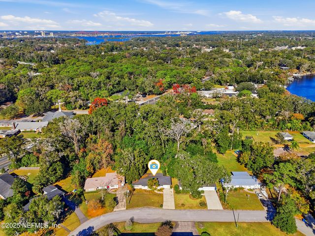 2324 BUTTONWOOD Drive, Jacksonville, FL 32216