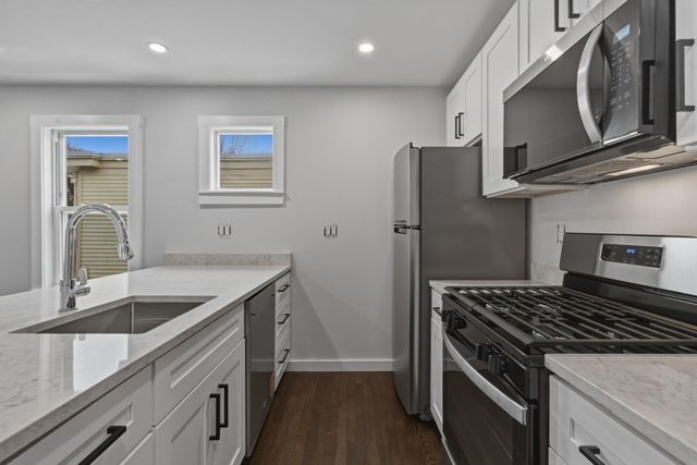 18 Ronan Street 1-1, Boston, MA 02125