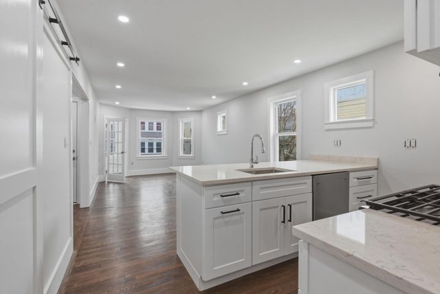 18 Ronan Street 1-1, Boston, MA 02125