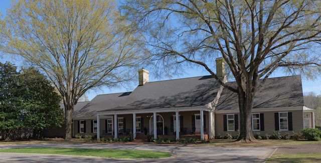 106 Carolina Club Drive, Spartanburg, SC 29306
