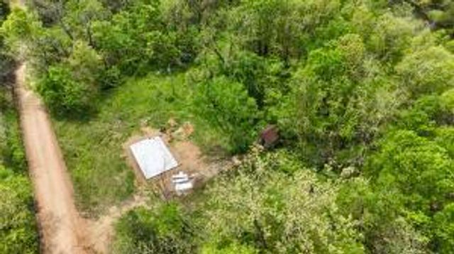 8785 St. George Road, Hartville, MO 65667