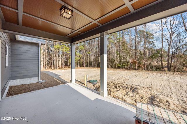 98 E Morning Glory Drive, Arapahoe, NC 28510