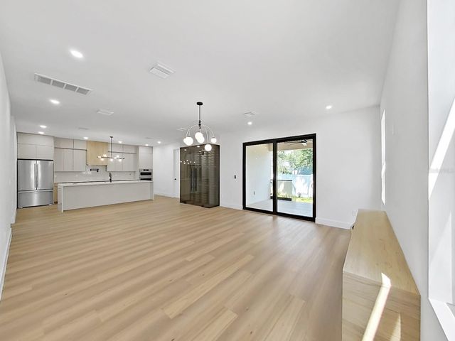 1505 W GRACE STREET, Tampa, FL 33607
