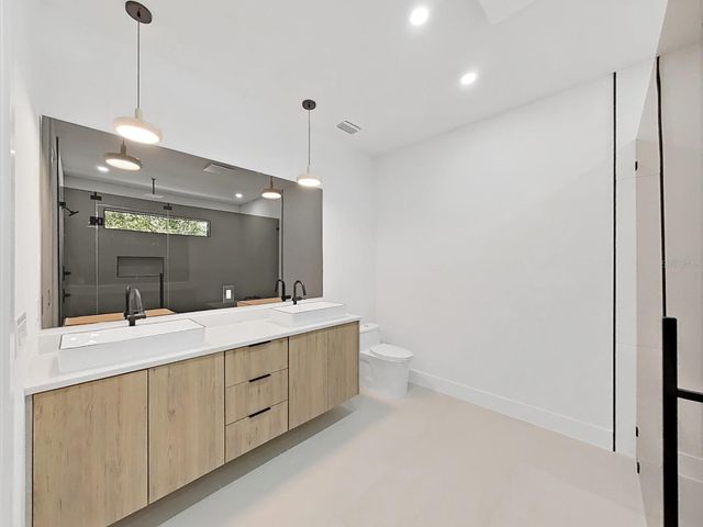 1505 W GRACE STREET, Tampa, FL 33607