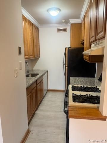 250 Artist Lake Drive, Middle Island, NY 11953