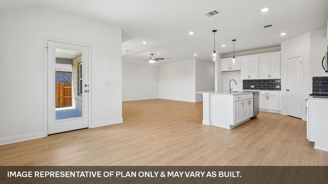 228 Rivers Edge DR, Georgetown, TX 78628