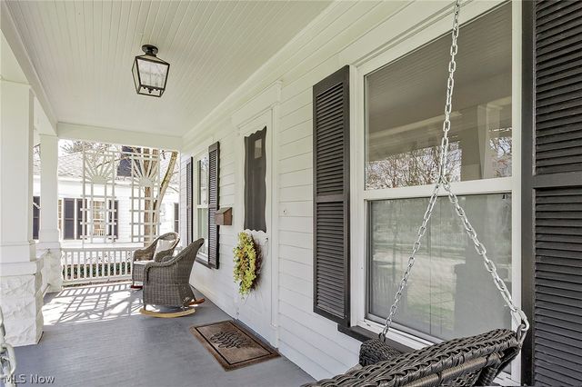 26 Water Street, Chagrin Falls, OH 44022