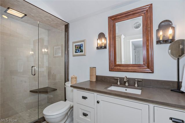 26 Water Street, Chagrin Falls, OH 44022