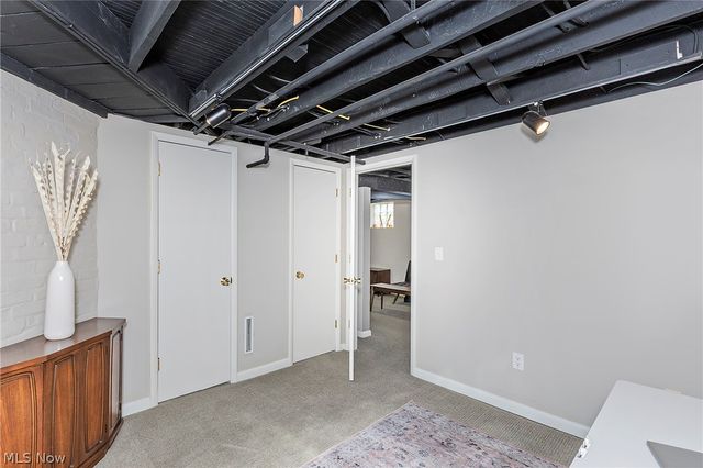 26 Water Street, Chagrin Falls, OH 44022