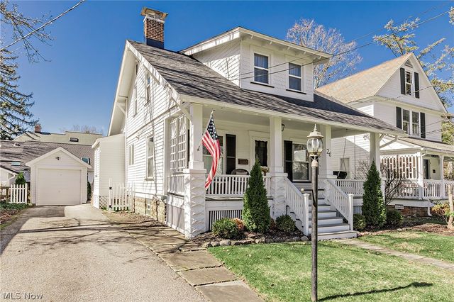 26 Water Street, Chagrin Falls, OH 44022