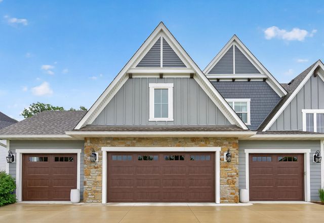 5925 Prestwick Court, Excelsior, MN 55331