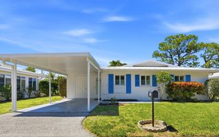 215 FAIR WINDS DRIVE 215, Nokomis, FL 34275