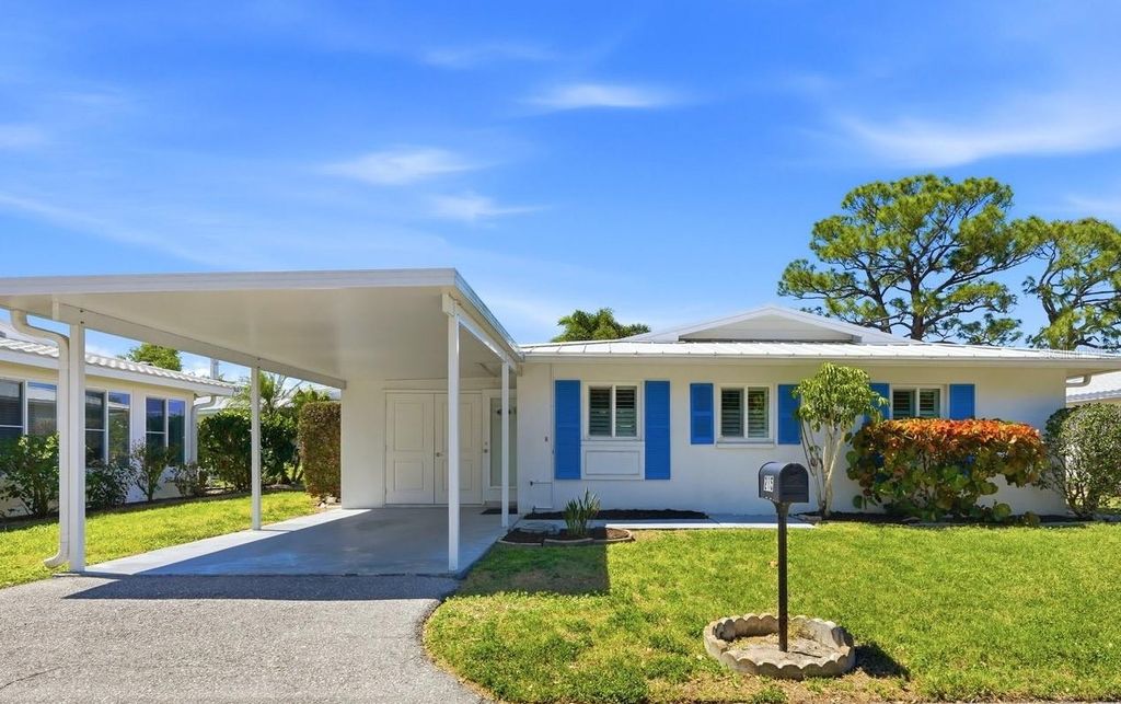 215 FAIR WINDS DRIVE 215, Nokomis, FL 34275