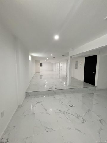 122-21 Long Street, Jamaica, NY 11434