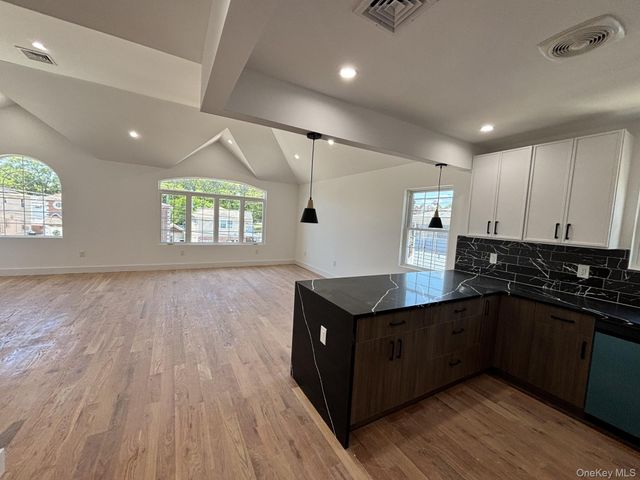 122-21 Long Street, Jamaica, NY 11434
