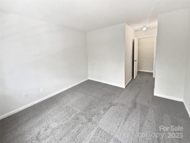 9121 Charminster Court, Charlotte, NC 28269