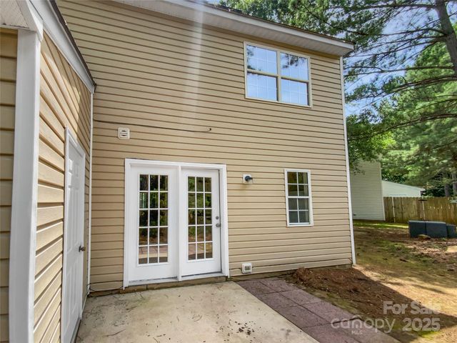 9121 Charminster Court, Charlotte, NC 28269