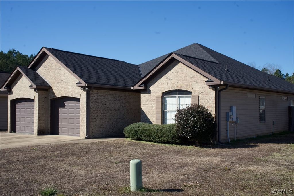 6972 Cooperstown CIR, Cottondale, AL 35453