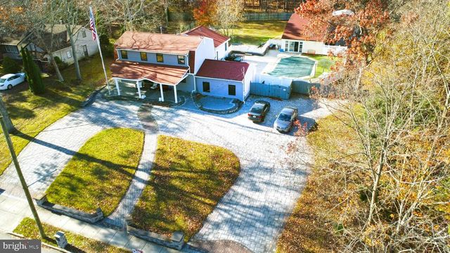 69 ROSE HILL RD, Barnegat, NJ 08005