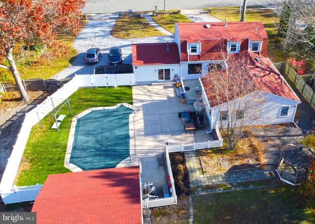 69 ROSE HILL RD, Barnegat, NJ 08005