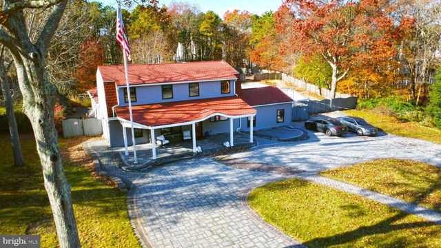 69 ROSE HILL RD, Barnegat, NJ 08005