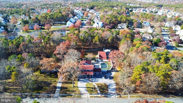 69 ROSE HILL RD, Barnegat, NJ 08005