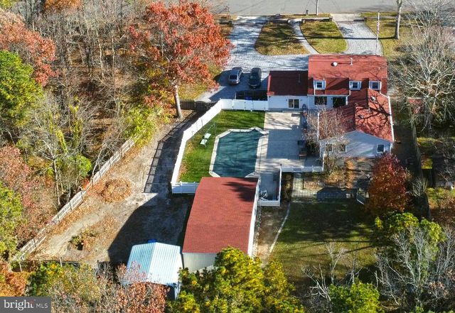 69 ROSE HILL RD, Barnegat, NJ 08005