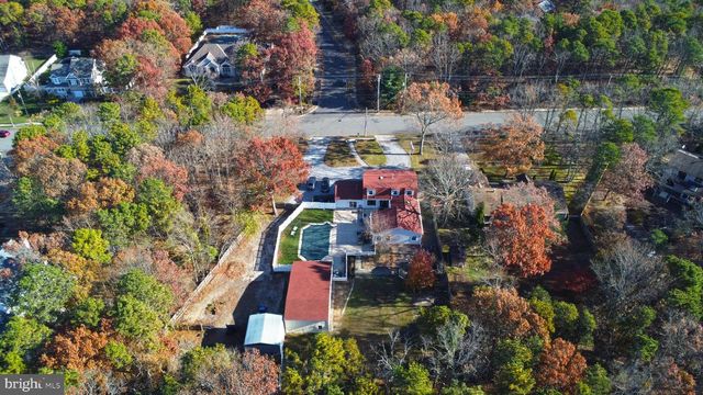 69 ROSE HILL RD, Barnegat, NJ 08005