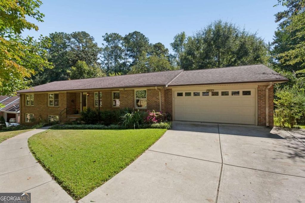 2458 Emory Lane NE, Marietta, GA 30068 — exterior