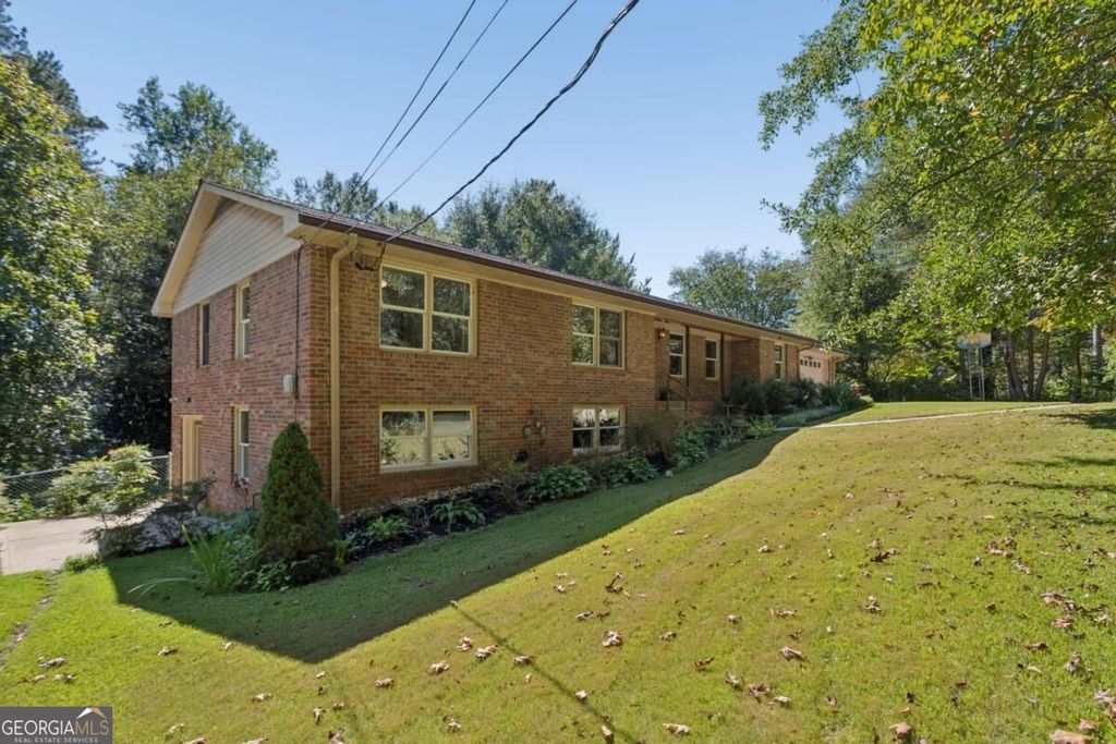2458 Emory Lane NE, Marietta, GA 30068 — photo 3
