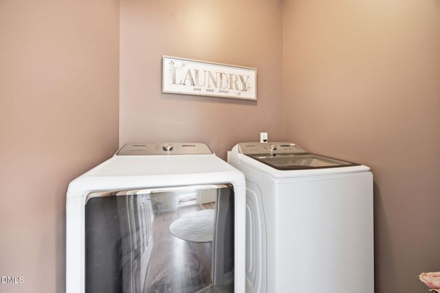 3022 Winding Waters Way, Raleigh, NC 27614