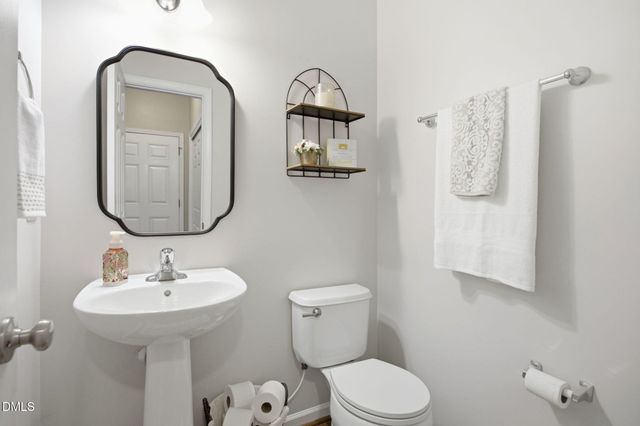 3022 Winding Waters Way, Raleigh, NC 27614