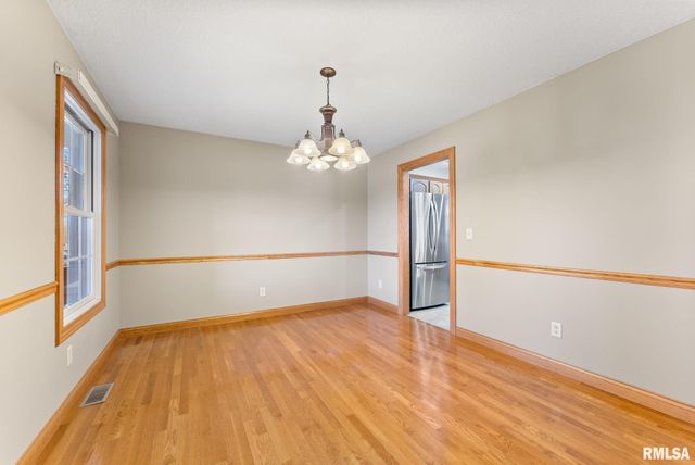 9933 123rd Street, Davenport, IA 52804