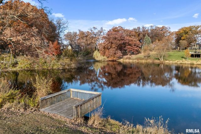 9933 123rd Street, Davenport, IA 52804