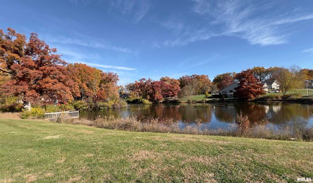 9933 123rd Street, Davenport, IA 52804