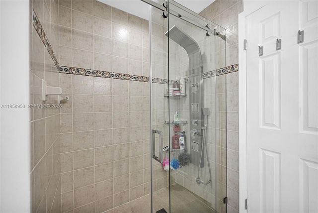 13416 SW 108th St Cir N, Miami, FL 33186